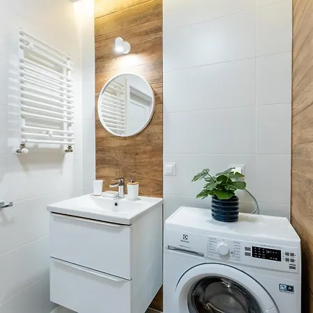 Laba Kasprowicza 20ab * Колобжег