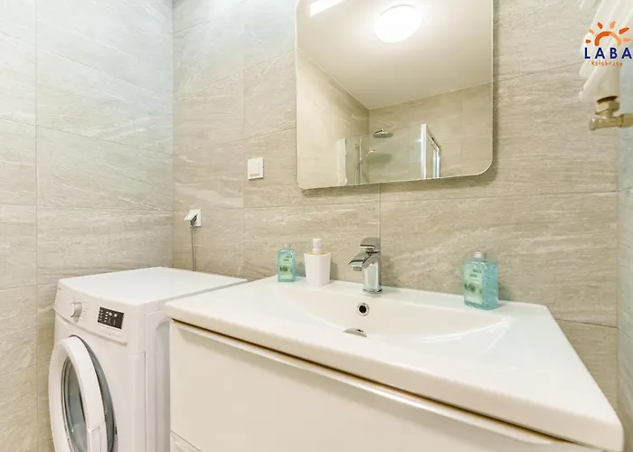 Laba Kasprowicza 20ab * Kołobrzeg